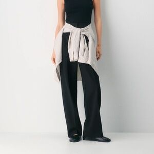 Aritzia$158 The Effortless Pant Re ssential Softly structured high-waisted size4